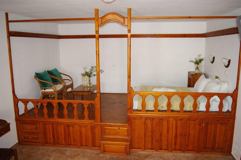 Astron Hotel Karpathos Luaran gambar