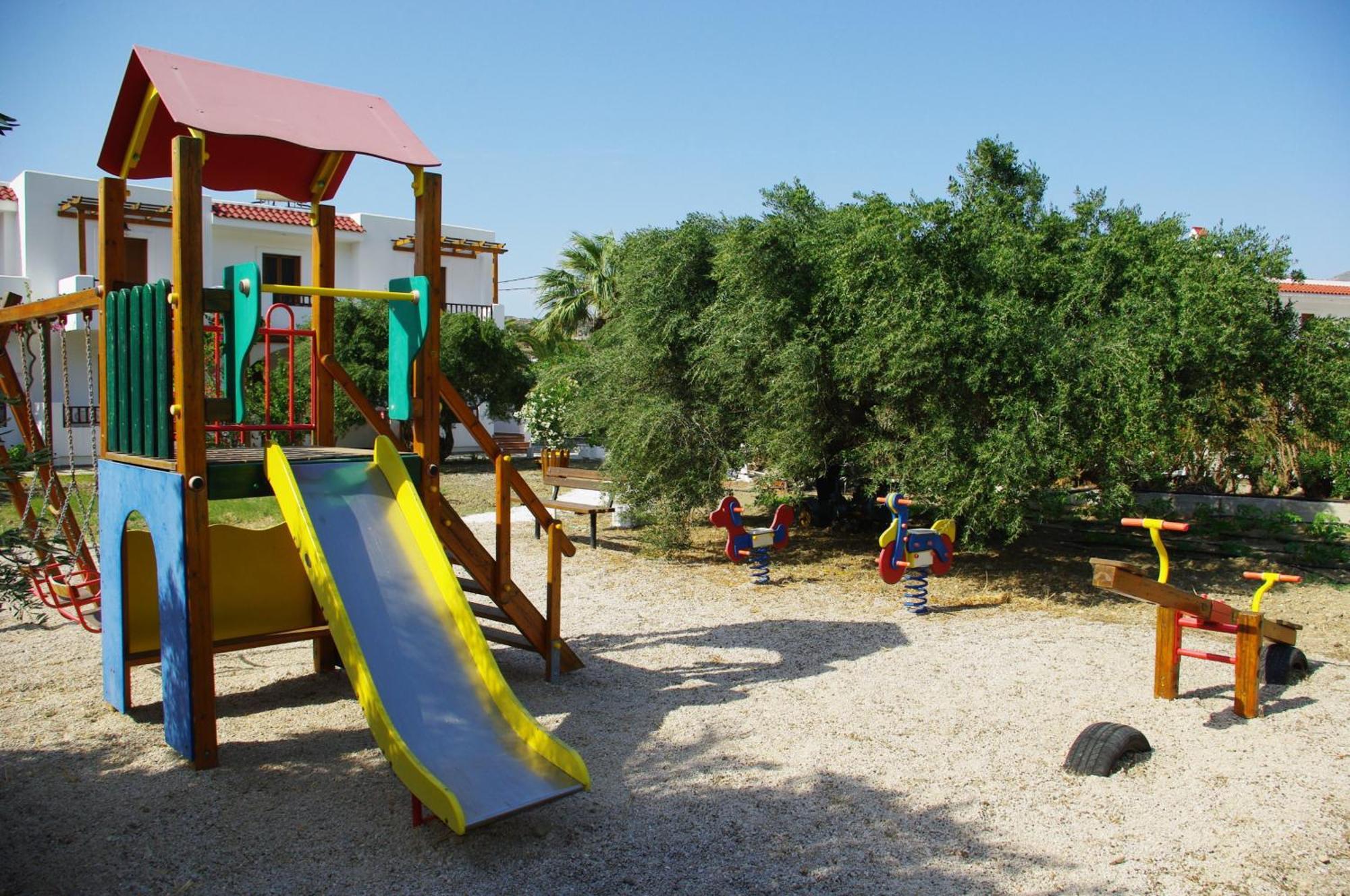 Astron Hotel Karpathos Luaran gambar