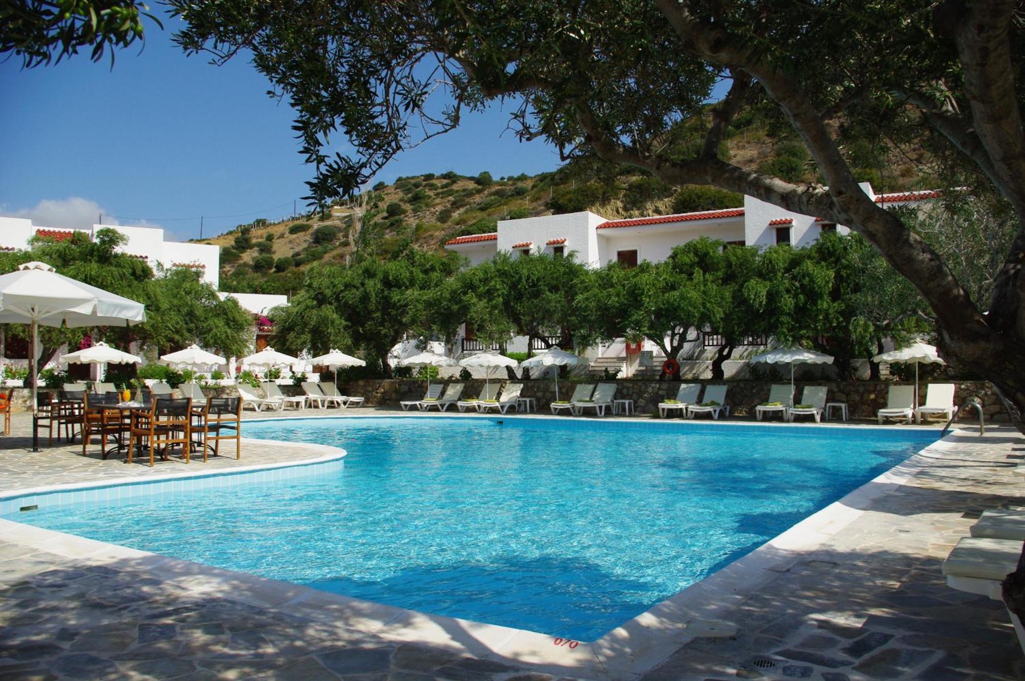 Astron Hotel Karpathos Luaran gambar