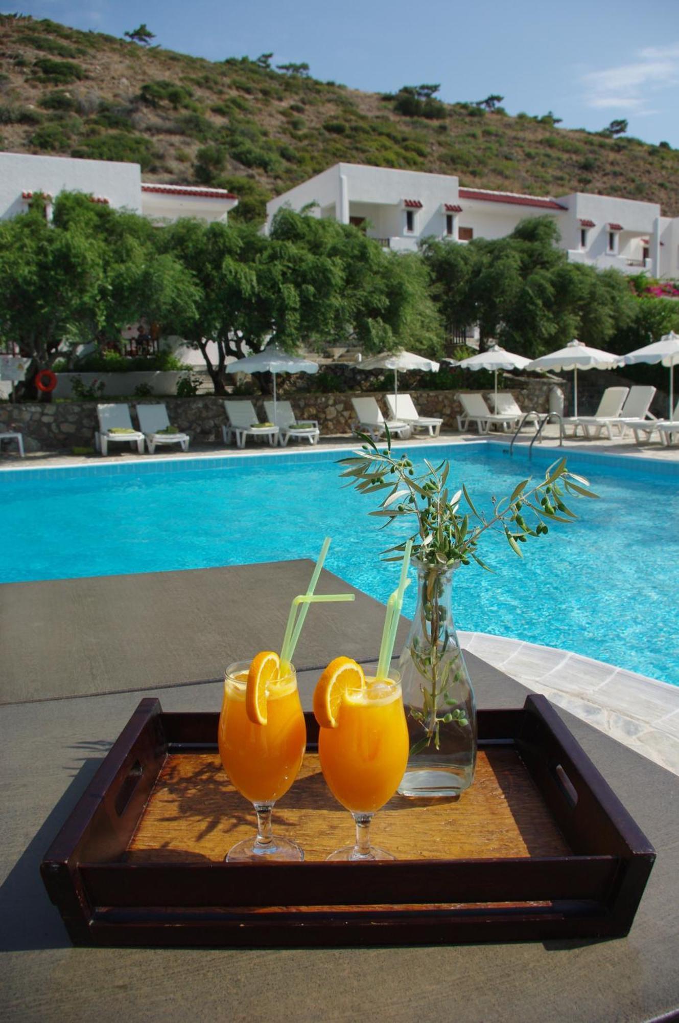 Astron Hotel Karpathos Luaran gambar