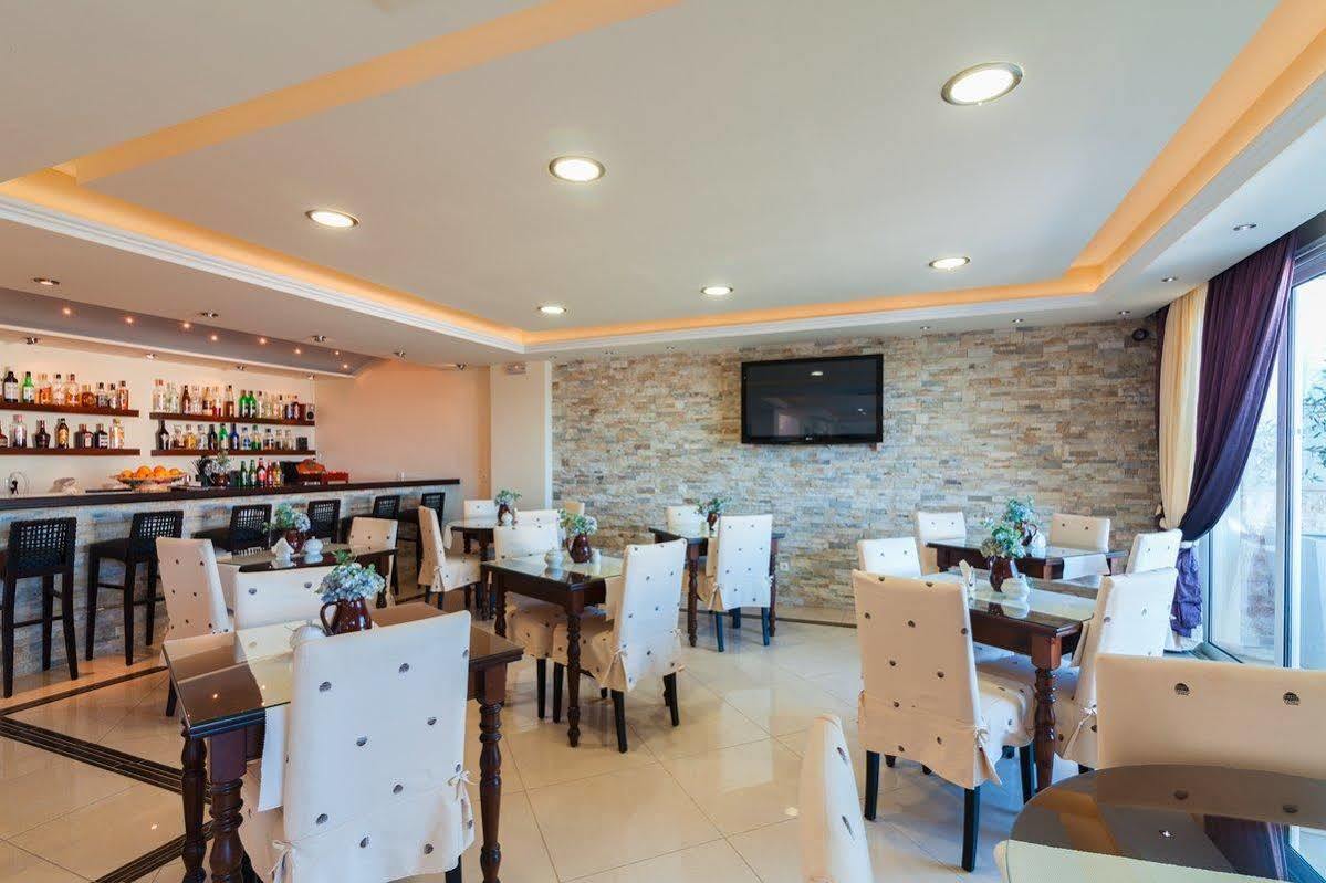 Astron Hotel Karpathos Luaran gambar